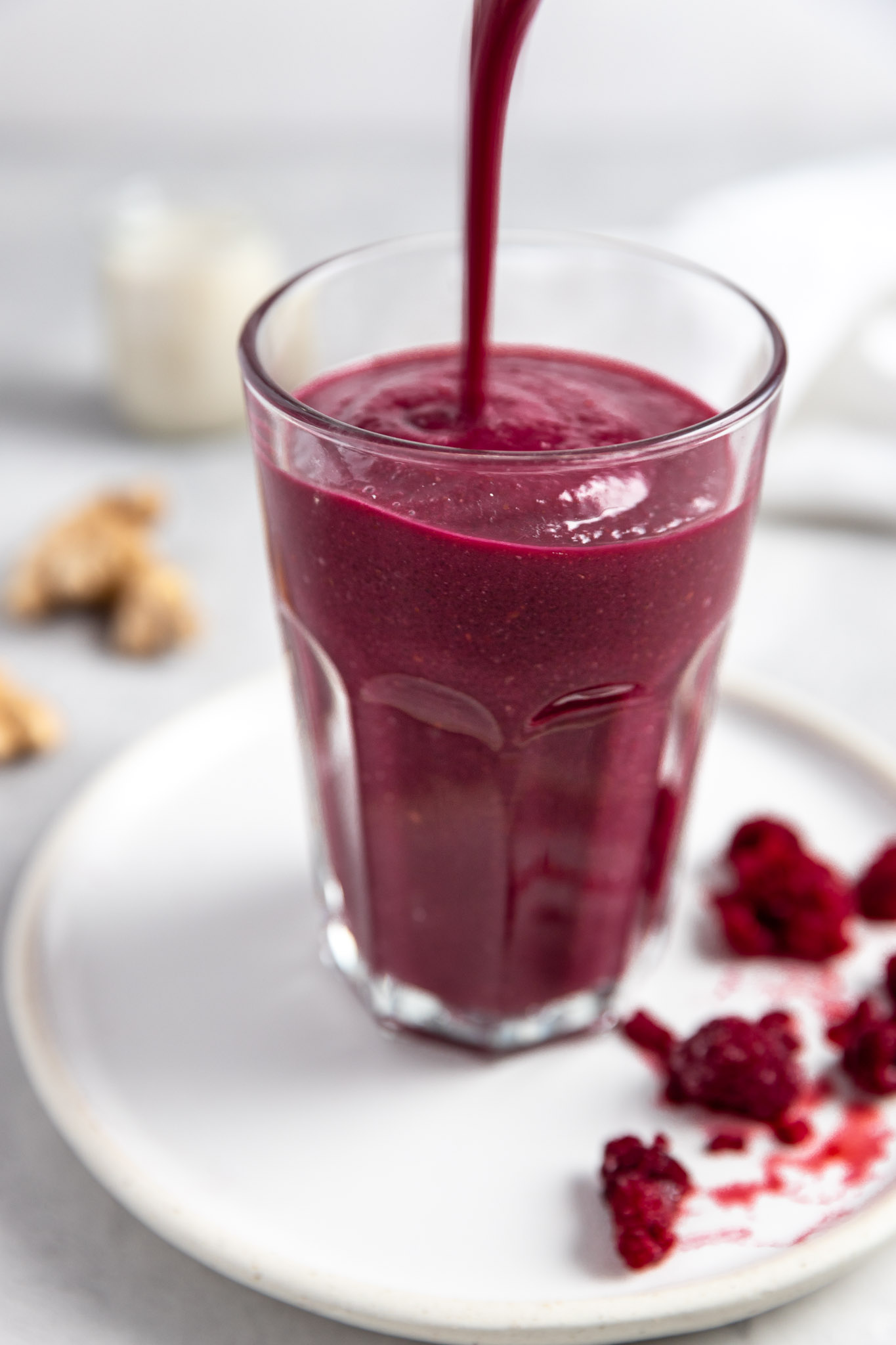 Vibrant Beet-Raspberry Smoothie - Dash Of Honey